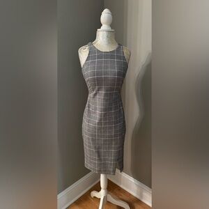 Banana Republic Sheath Dress Slit Black, White Houndstooth Women’s Size 00